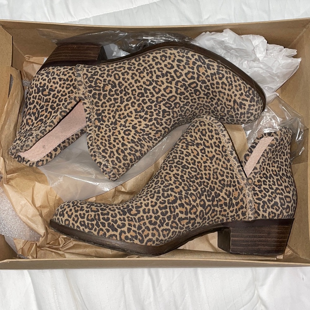 Lucky brand leopard booties